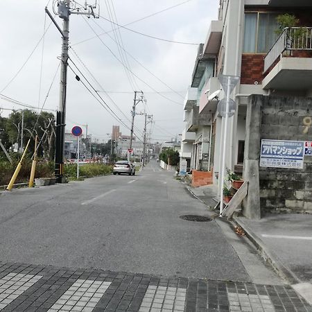 Koza Share House Hotel Okinawa ภายนอก รูปภาพ