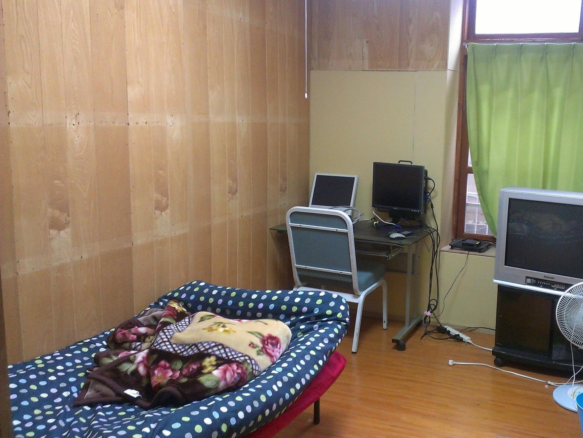 Koza Share House Hotel Okinawa ภายนอก รูปภาพ
